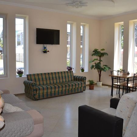 Maka Bed and Breakfast Ureki Buitenkant foto