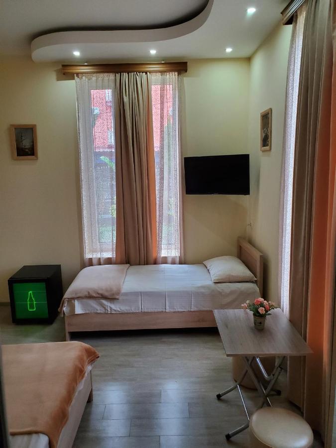 Maka Bed and Breakfast Ureki Buitenkant foto